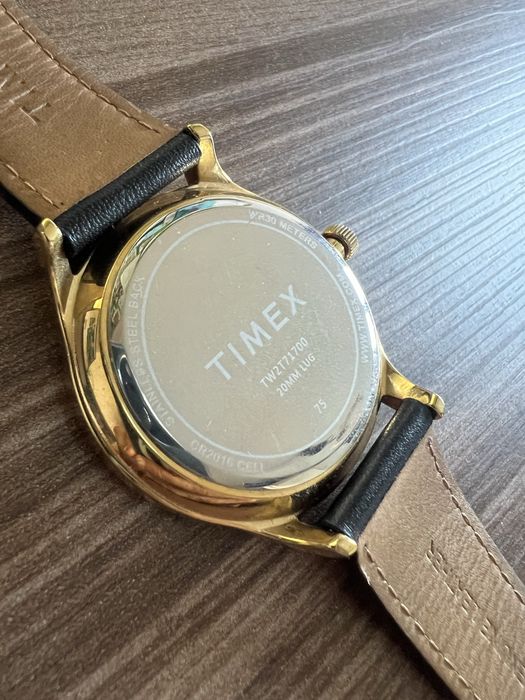 Zegarek Timex Easy Reader – skórzany pasek