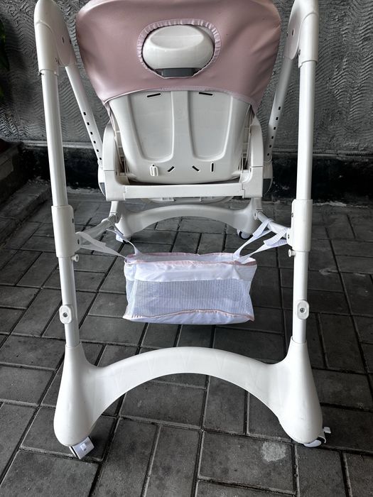 Стульчик для годування CARRELLO Caramel .