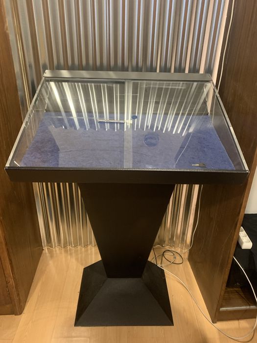 Vitrine multifuncoes