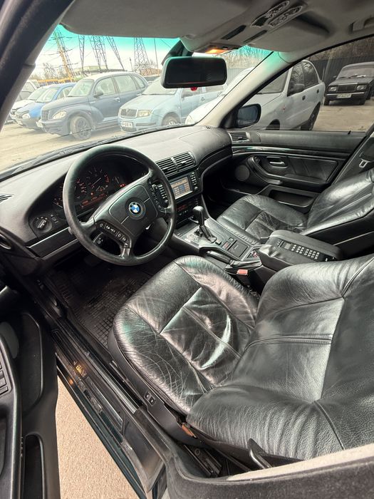 BMW E39 4.4 бенз