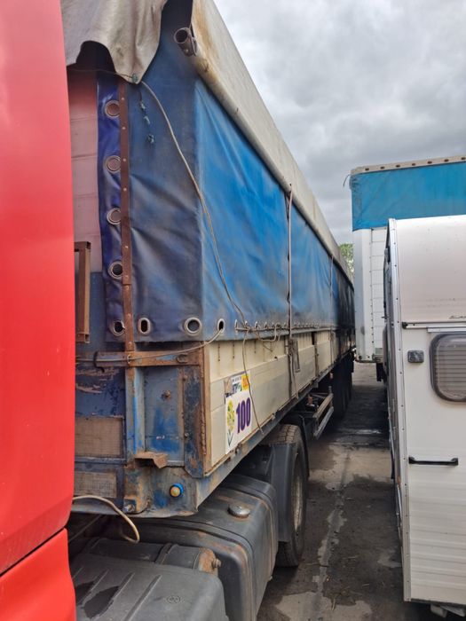 Продам напівприцеп зерновоз,бортовий знаходиться в Хмельницькій області