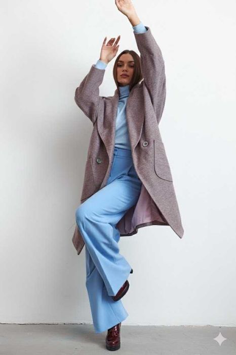 Стильное пальто Италия шерсть новая коллекция Утеплено Шикарный цвет