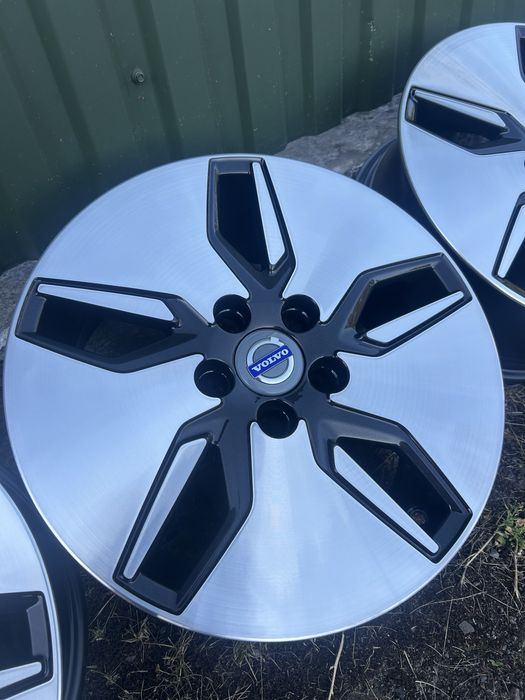 Диски литі 5/108r16 Volvo Ford. Вольво Форд з Алмазною проточкою