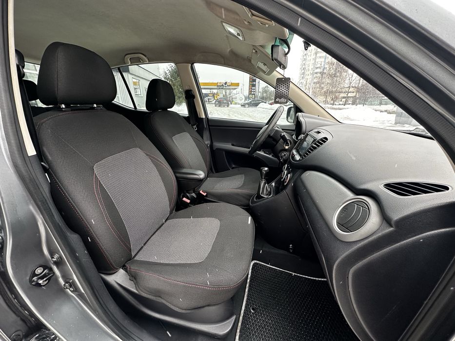 Hyundai і10 Офіційна