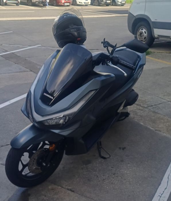 Vendo PCX 2025 Semi Nova!