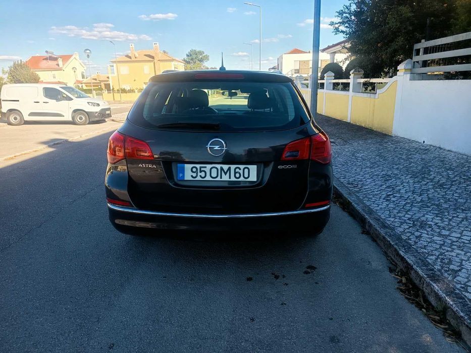 OPEL Astra J Sports Tourer 1.3 CDTI 2014 — photo 5