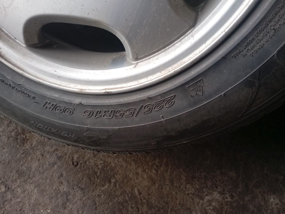 Продам 4 колеса Мерседес R16