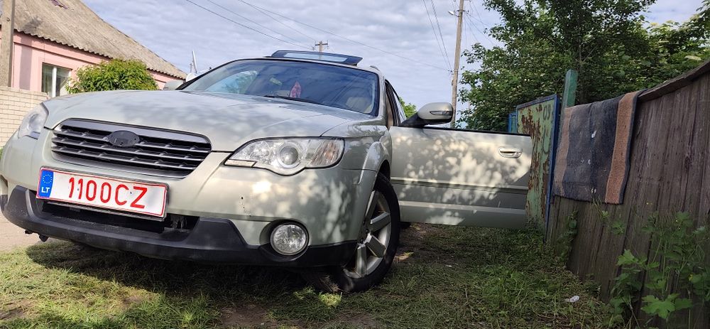 Subaru Outback  2.5