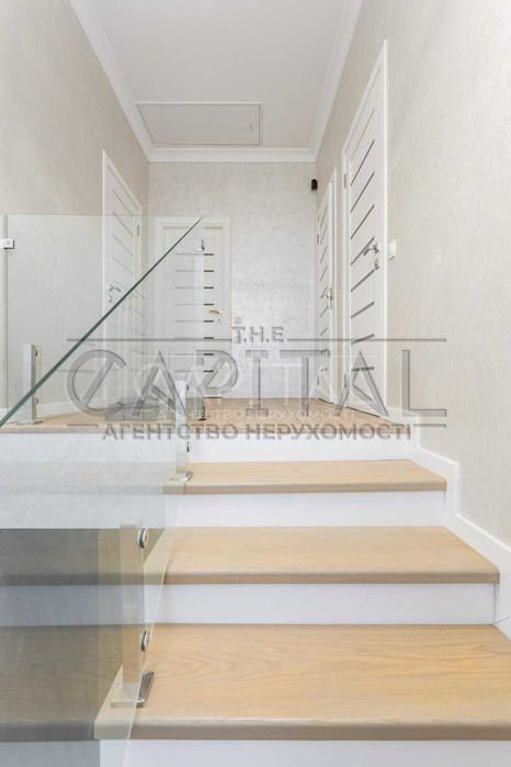 ГЕНЕРАТОР Оренда будинку Віта-Поштова