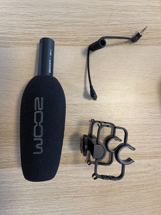 Zoom ZSG-1 – mikrofon kierunkowy shotgun na kamerę