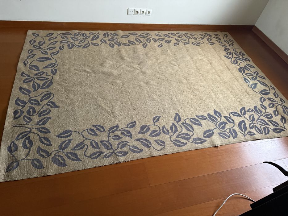 Tapete retangular bege 1.95x 2.92cm