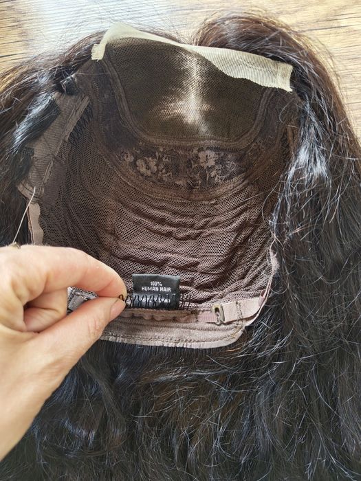 Piękna peruka naturalna lace front.