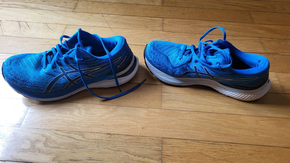 Ténis em bom estado