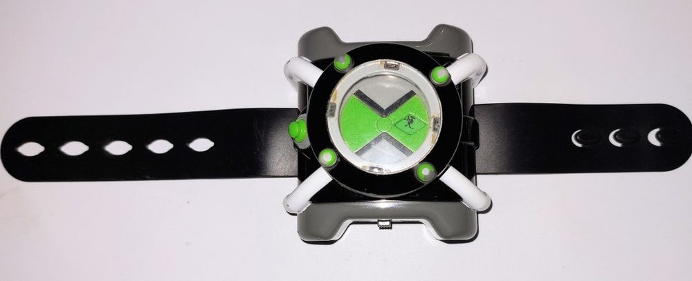 Zegarek ben 10 ominitrix,świeci,dzwięk