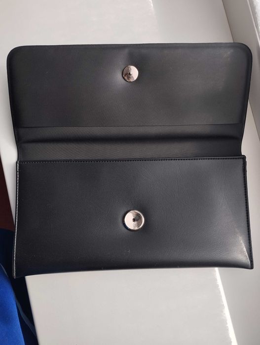 Клатч зі шкірозамінника