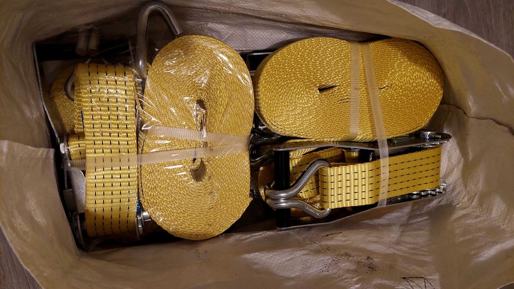 Cintas NORDIC amarração 5 TON C/ roquete e ganchos fechados.