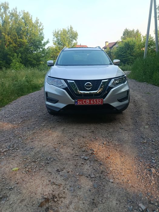 Nissan Rogue SV AWD +