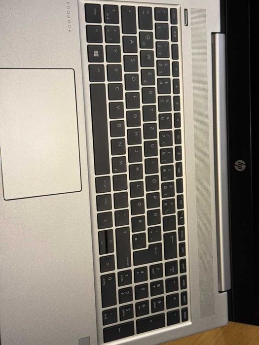 Laptop HP ProBook 455R G6 – Ryzen 5/16GB RAM/ 512 GB NVMe/ Win 11 Pro