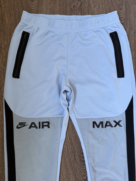 Спортівни штани Nike Air Max розмір: L