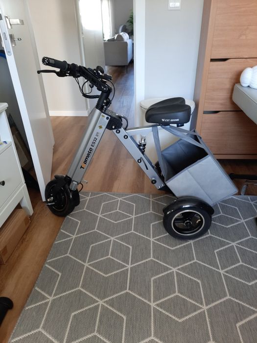 Triciclo electrico "topemate es 32"