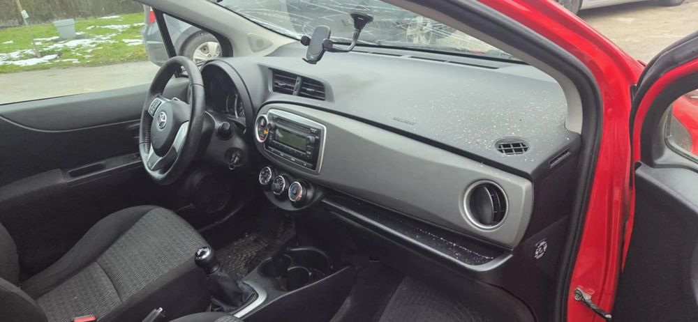 TOYOTA YARIS III radio oryginał fabryczne