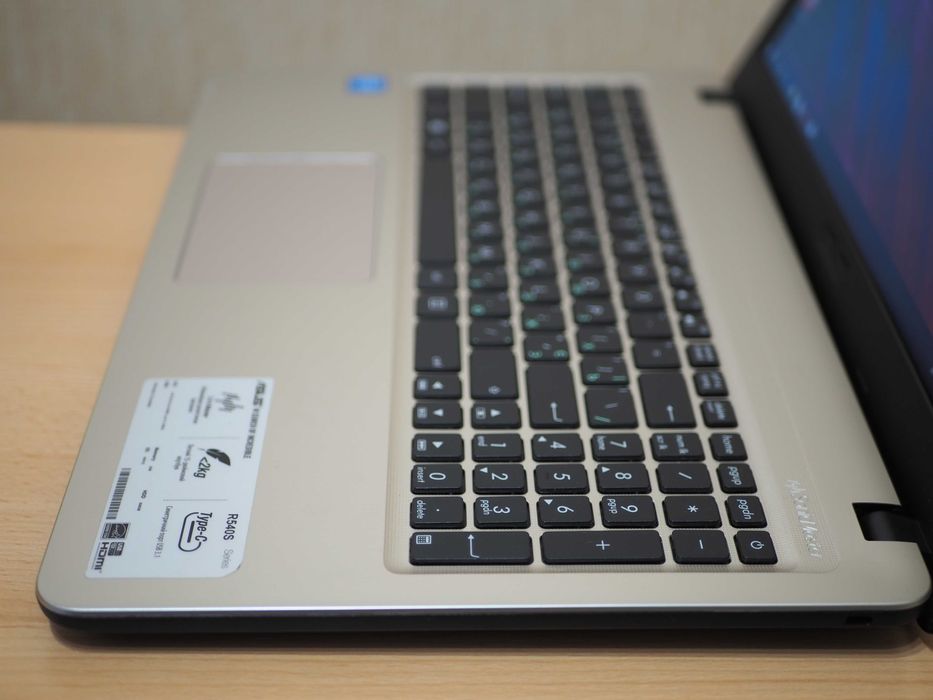 Ігровий сучасний ноутбук Asus NVIDIA GeForce MX110 (2Gb), чотирьох ядерний Intel Pentium N5000 Silver, RAM 4Gb SSD 500Gb, Батарея 5 годин, 0% зносу.