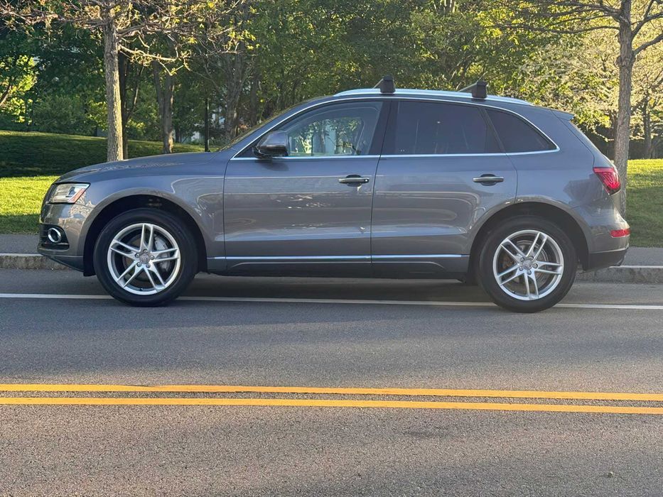 Audi Q5 quattro Premium Plus      2016