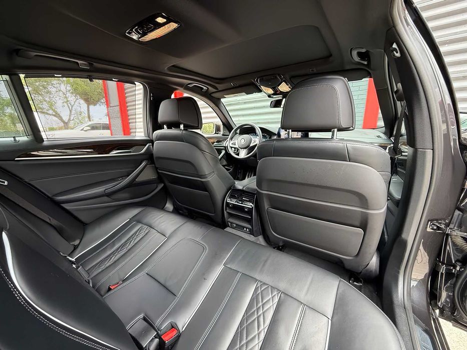 BMW 550i xDrive      2020