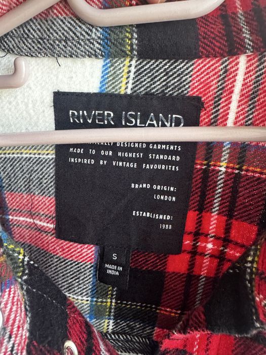 Сорочка в клітинку River Island