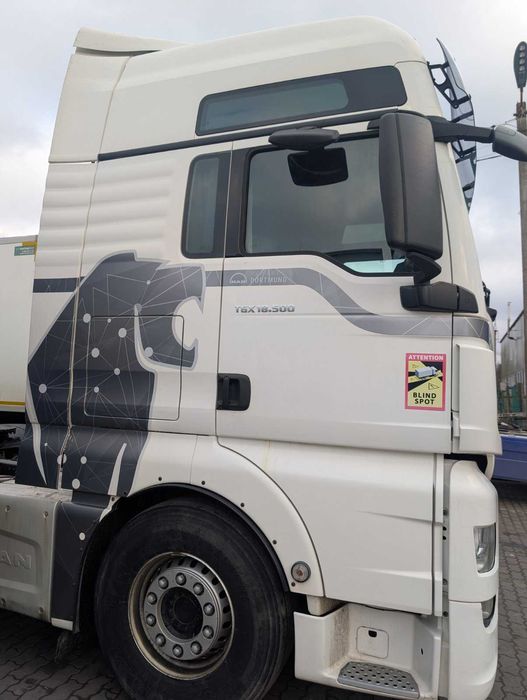 Сідельний тягач MAN TGX 18.500 під самосвал напівпричіп рефрижератор