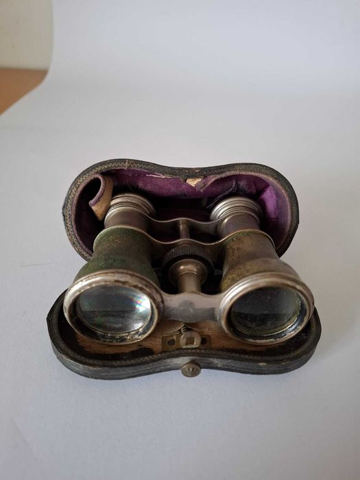 Binóculos de Ópera Antigos com Estojo Original – início séc. XX