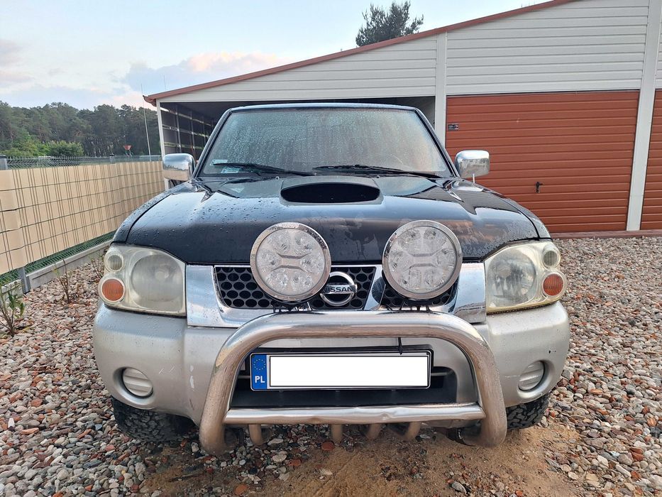 Nissan Navara 2.7 4x4 zdrowa rama pickup