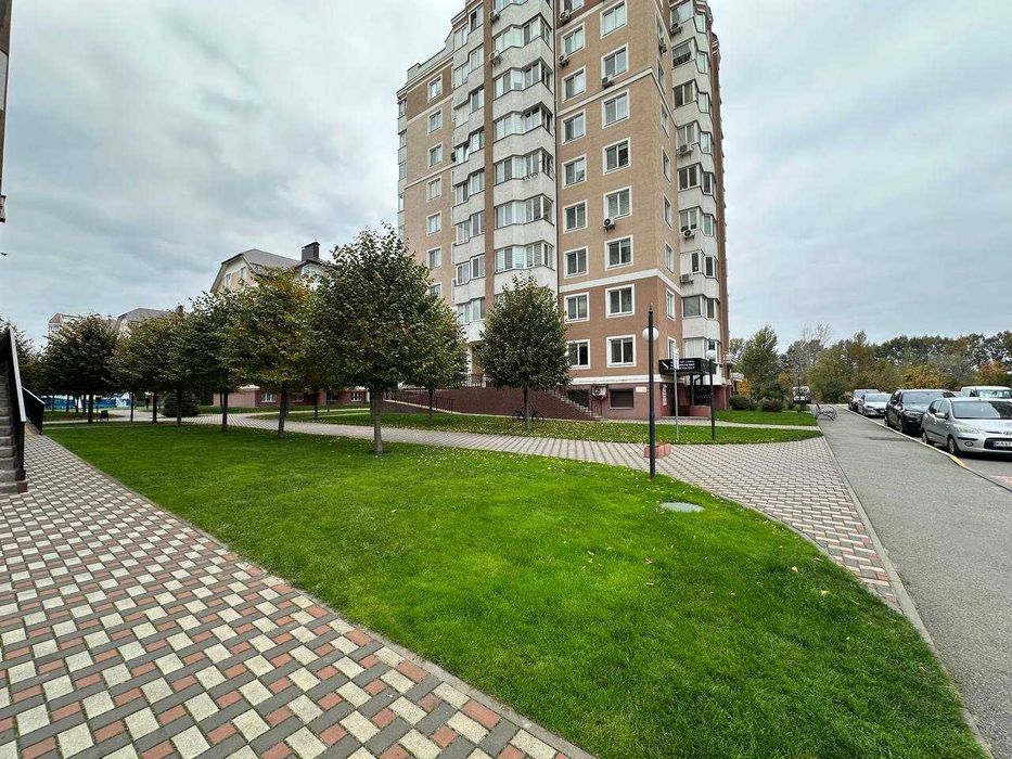 Продаж салону 54м2 з орендарями. Ремонт. ЖК ''Буча Квартал''. ID:313