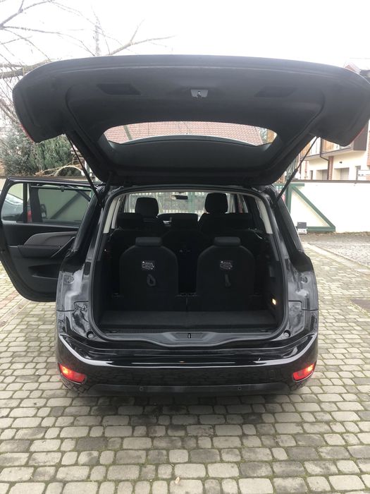 Citroen C 4 Grand Picasso 1.6 дизель,автомат
