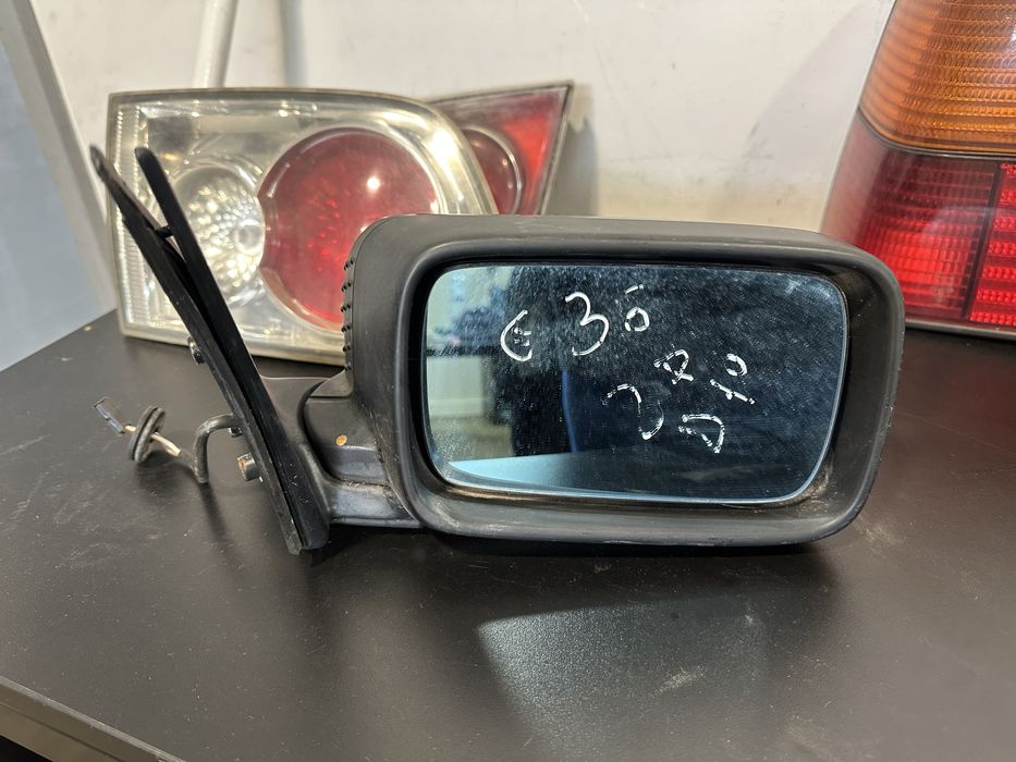 Espelho retrovisor direito BMW e36