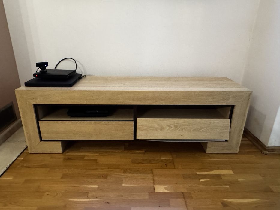 Oddam szafkę RTV