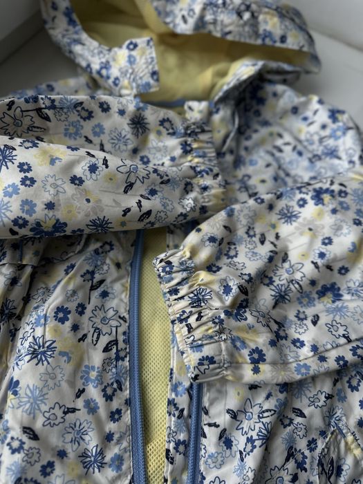 Ветровка для дівчинки