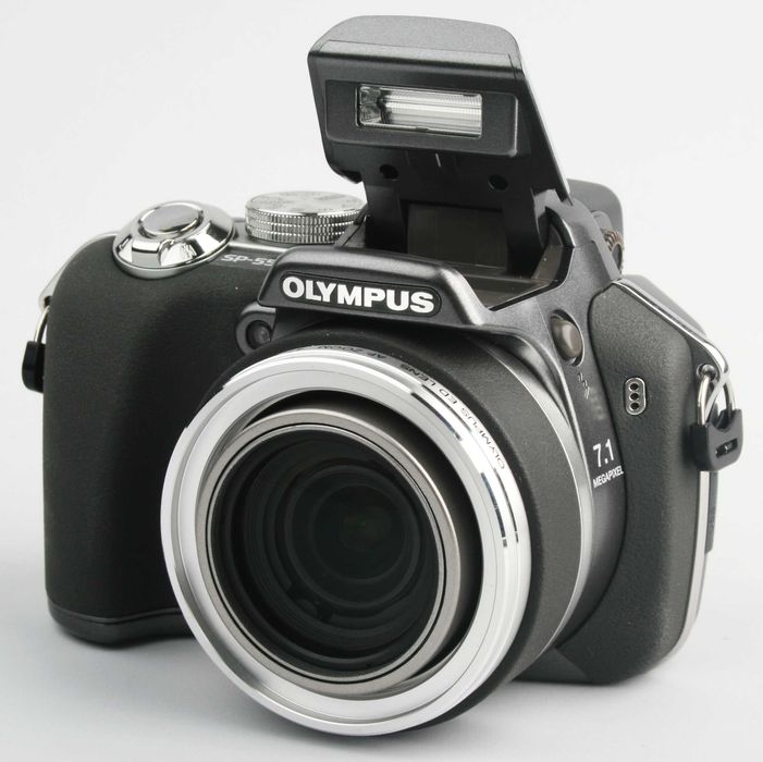 Olympus SP-550UZ 7.1MP Digital Camera 18x Optical Zoom