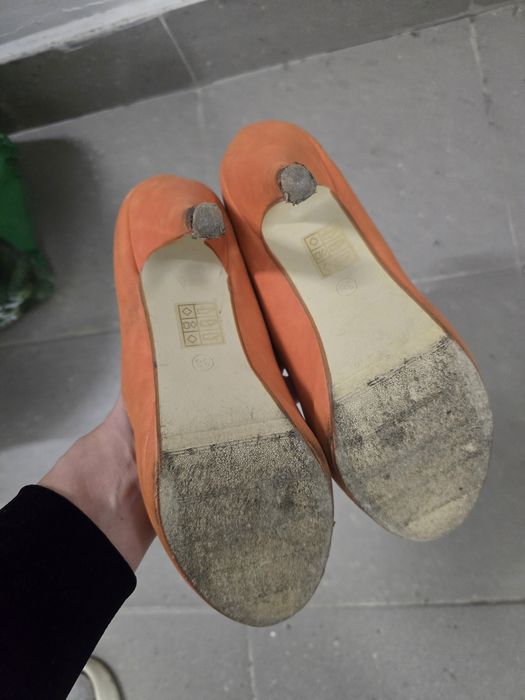 Buty na obcasie roz 38