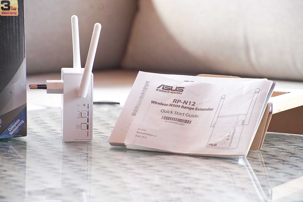 ASUS Wireless-N300 Range Extender / RP-N12 - 22 euros64585032418179122