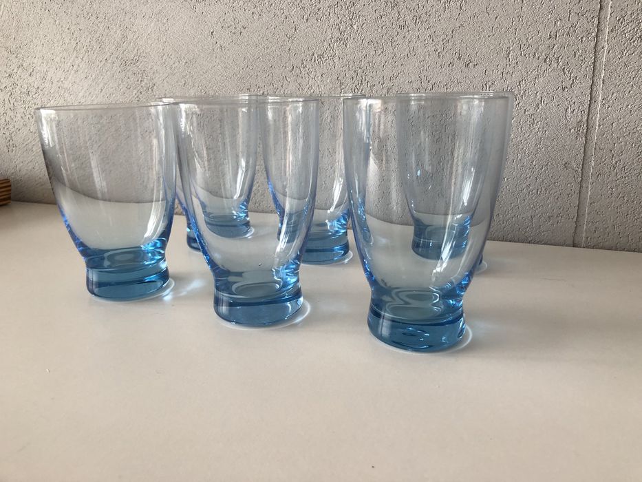 Szklanki niebieskie z PRL
