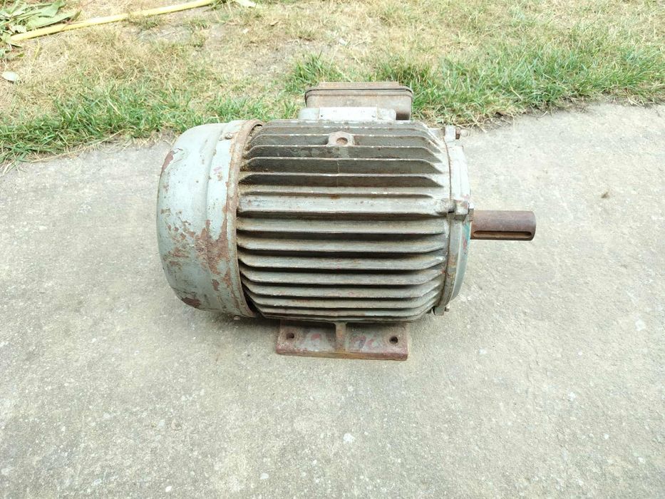 Silnik indukcyjny 3 fazowy 5,5kW 380V 38mm