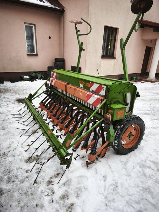 Siewnik amazone d8 super TRANSPORT  ścieżki znaczniki hydrauliczne