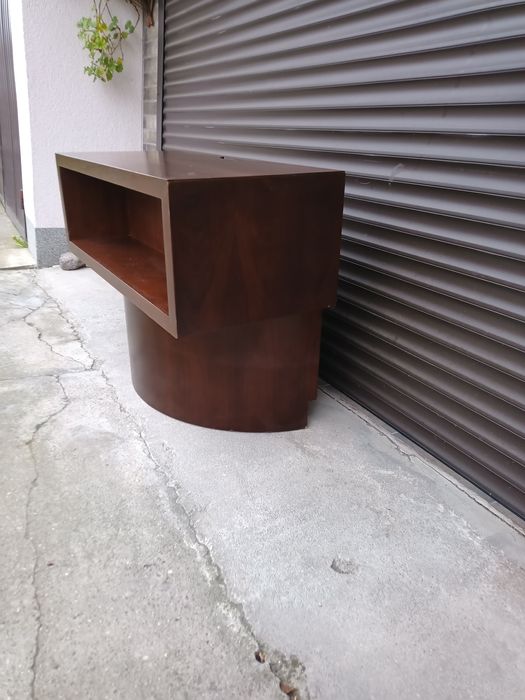 Szafka RTV.   .     .