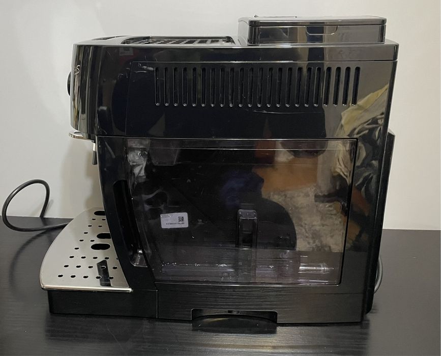 Кавомашина Delonghi Magnifica S ECAM 21.113.B 2025 рік