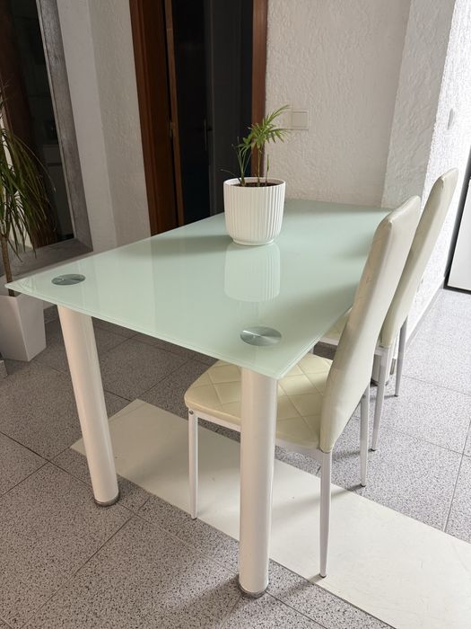 Mes de jantar  branco