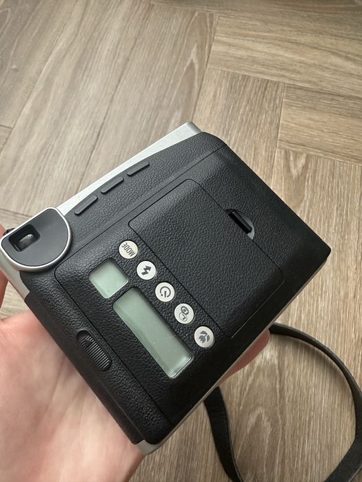 Фотокамера миттєвого друку Fujifilm Instax Mini 90 Black