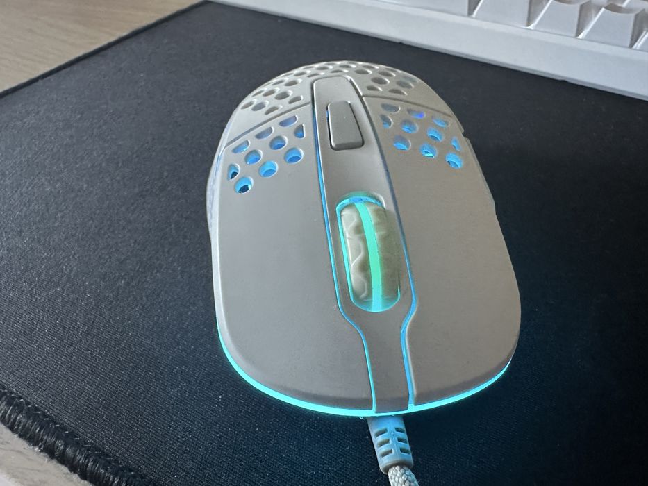 Rato XTRFY M4 rgb