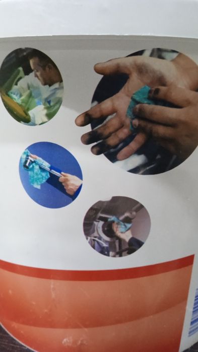 Вологі серветки WypAll