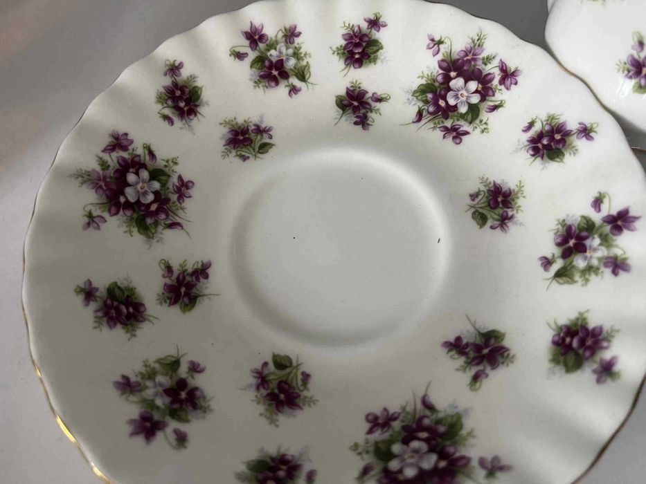Porcelanowa filiżanka duo Royal Albert sweet violets fiołki